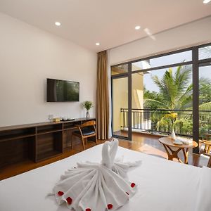 Deluxe Double Room Bath